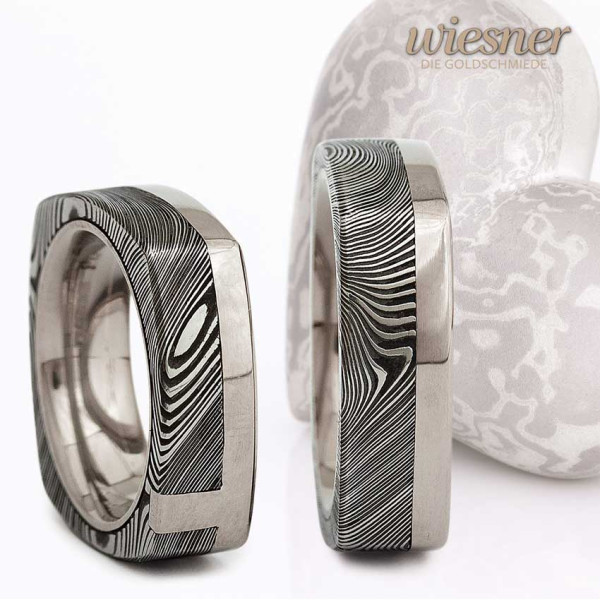 Damascus steel rings wood pattern with white gold square