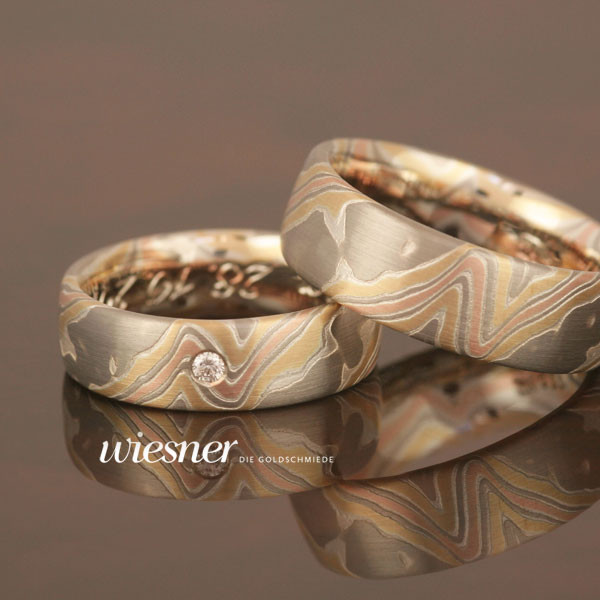 Garapa Mokume Gane Eheringe mit Diamant im Damenring