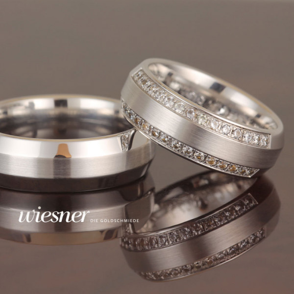 Gerstner wedding rings in white gold with matting and diamonds