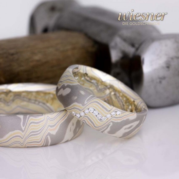 Wedding rings Tornillo Mokume with diamonds