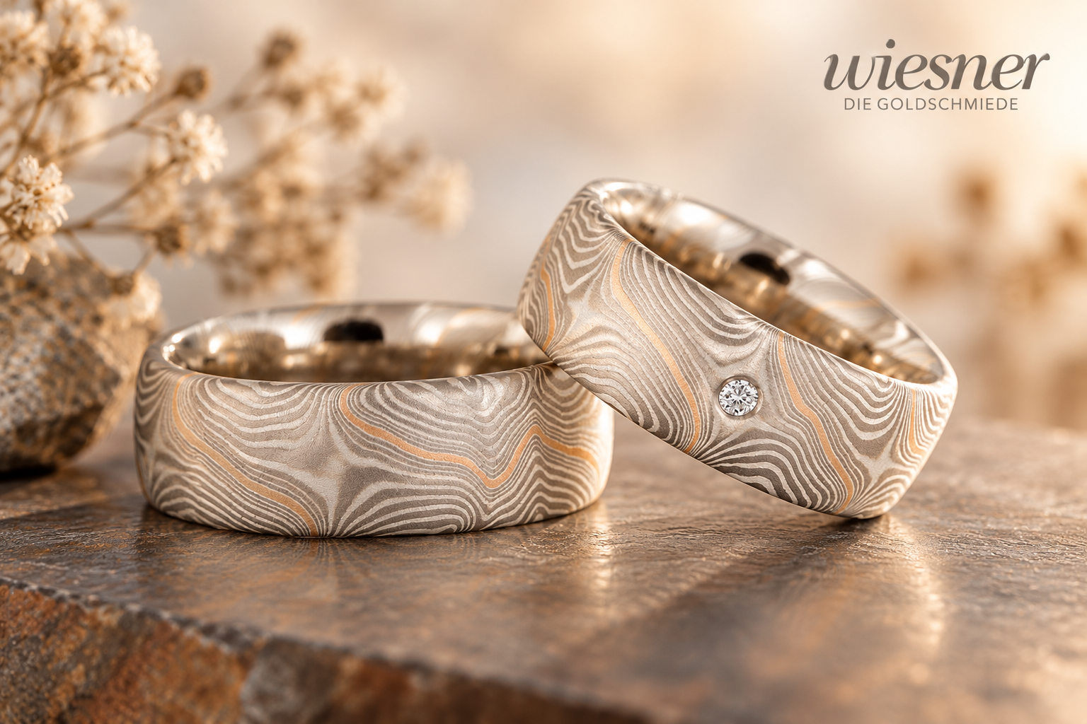 Afzelia Mokume Gane Ringe aus Palladium Silber und 585 Rotgold mit Diamant