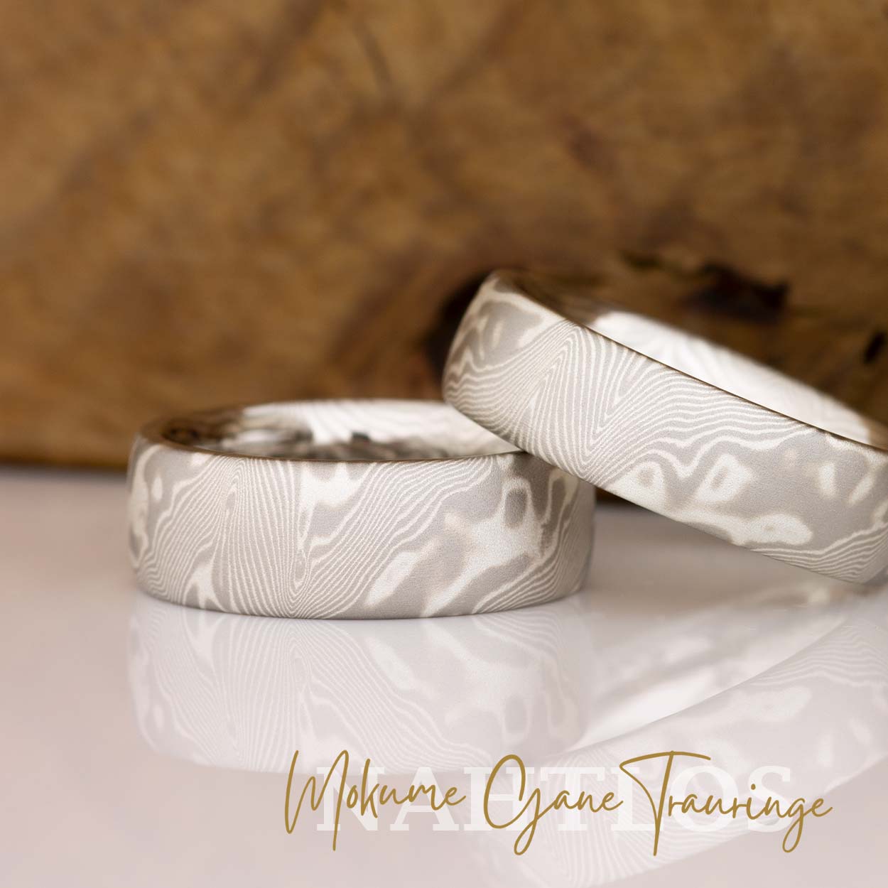Individuelle Mokume Gane Eheringe mit einzigartiger Maserung