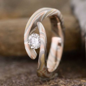 Engagement ring with 0.25 carat diamond | yellow gold | rose gold | palladium | silver