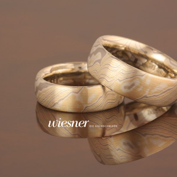 Mokume Gane Trauringe Bubinga mit gelben Flächen