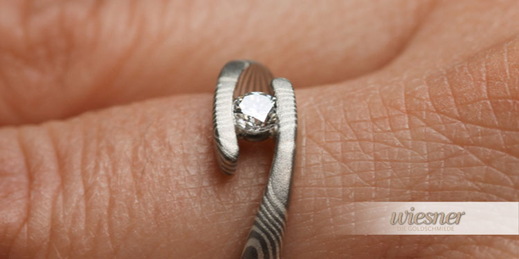 Engagement ring white gold silver with diamond