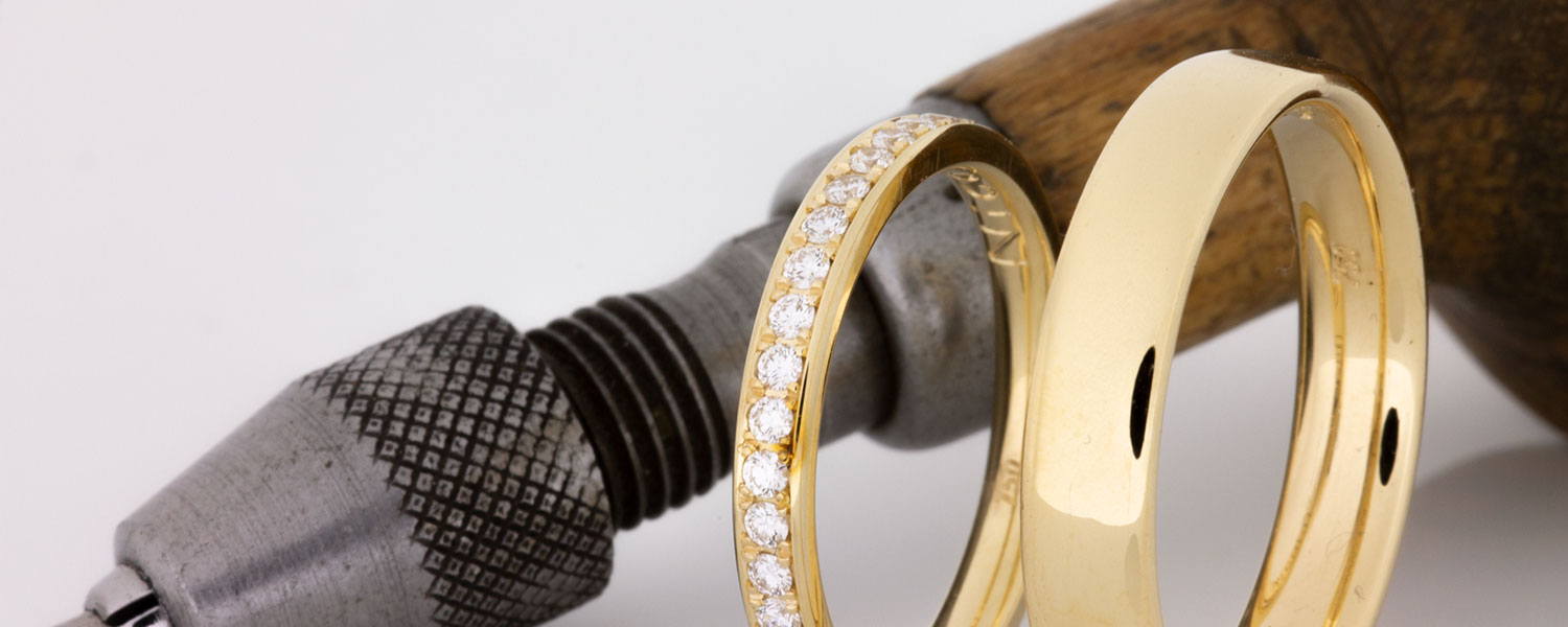 Prüfung von Altgold und Familiengold in der Goldschmiede